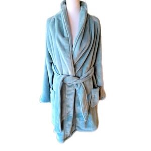 Victorias Secret Plush Robe Aqua Blue M L Embroidered Logo Cozy Lounge Wear